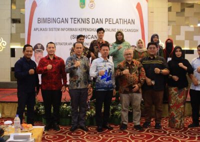 Bimbingan Teknis Dan Pelatihan Aplikasi sistem Informasi kepenghuluan Online Nan canggih (SIKONCANG)